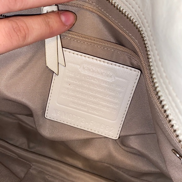 Authentic COACH purse. Vintage - Picture 4 of 6